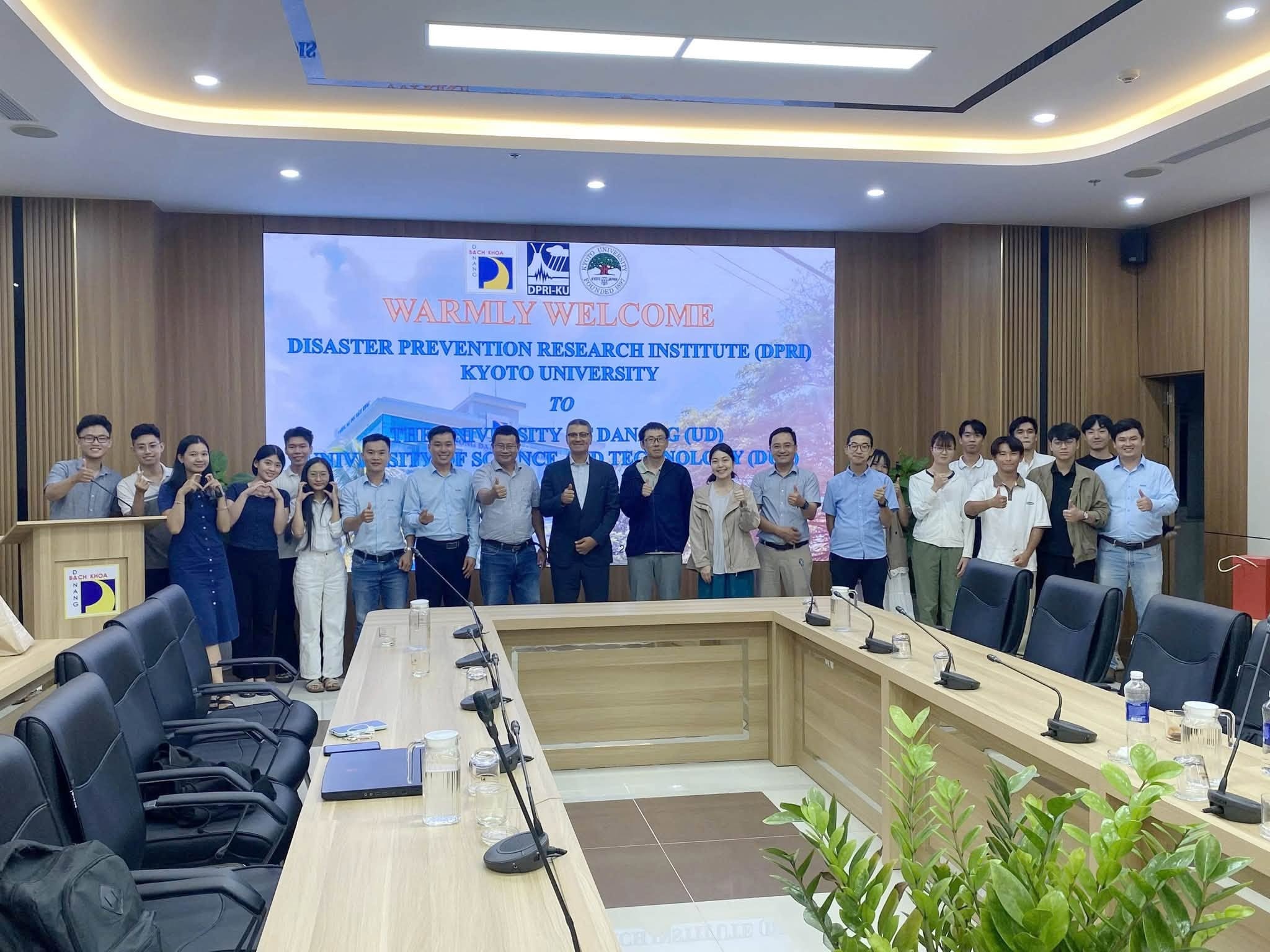 Giao lưu học thuật giữa Khoa Xây dựng và Viện Nghiên cứu Phòng chống Thiên tai (DPRI) – Đại học Kyoto, Nhật Bản